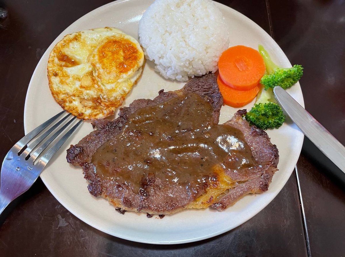 xvllthestar's tweet photo. #lunch #homemade #steak https://t.co/fMD0JOQiKH