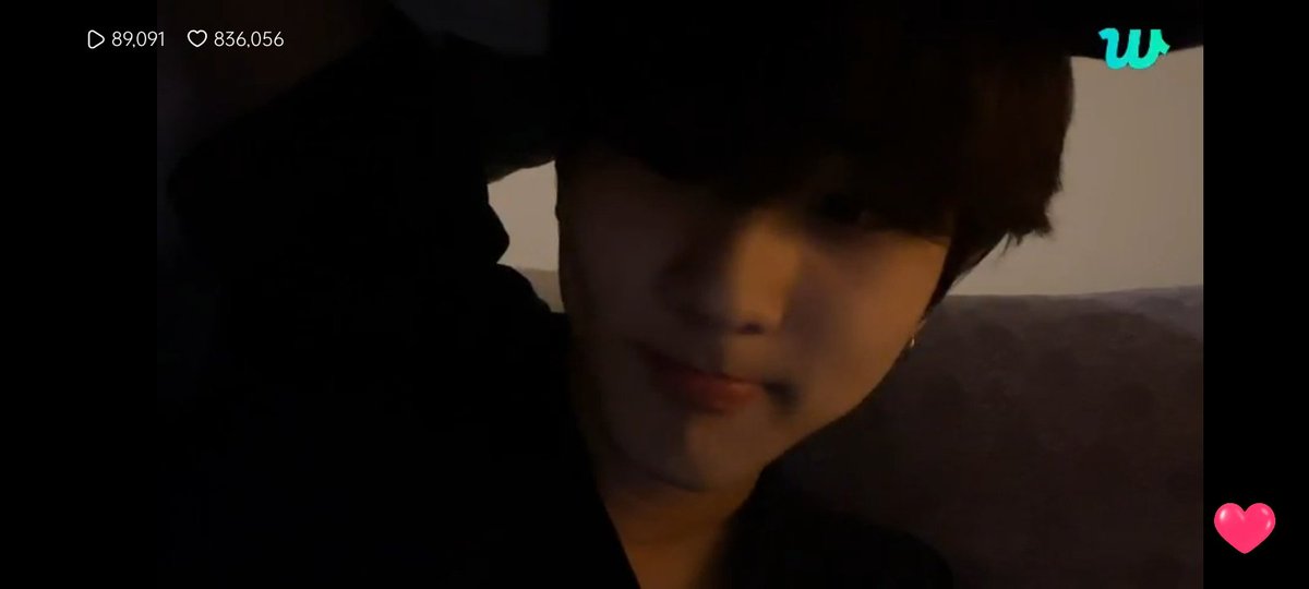 Elysewrite's tweet photo. I stay late at night because of this ; 
#ENHYPEN_JUNGWON #Weverse_LIVE https://t.co/rcJCp3NsAM