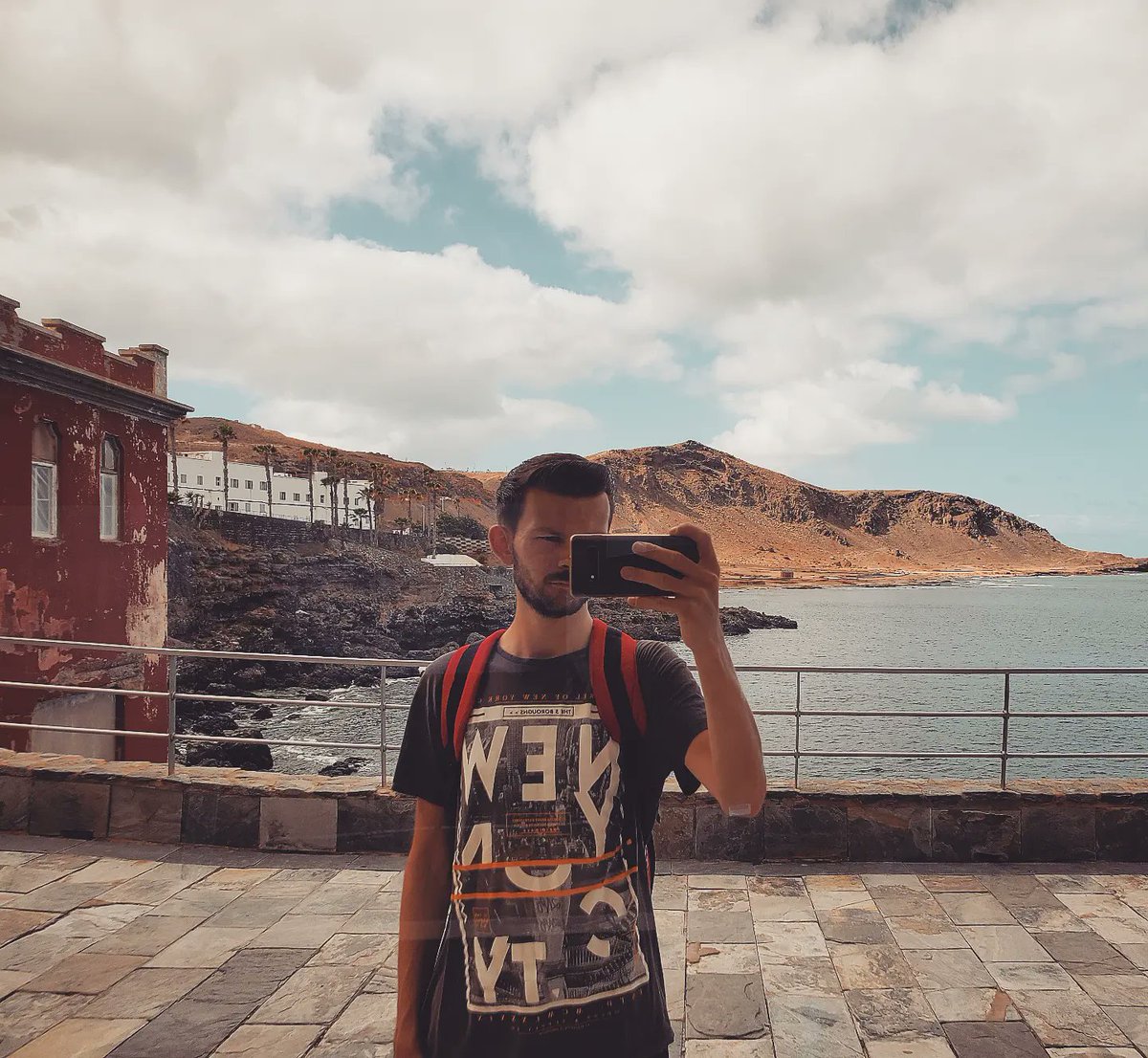 TomesAndTravel's tweet photo. Exploring mode 🚶‍♂️🌎 https://t.co/HRDvHkozn1 https://t.co/5W9fZ29WBy