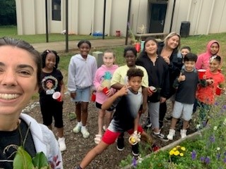 BeverlyAtsma's tweet photo. Oak Grove's 4th and 5th grade students create Nature Art at Lit Camp @OGESeagles @CherokeeSchools @ogesart https://t.co/agfQZm6gmO