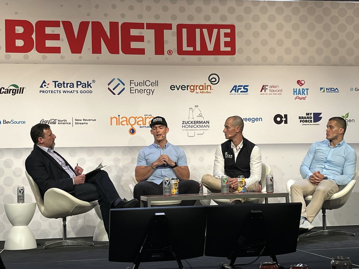 LaurenESchram's tweet image. Jake DeCicco, CRO of @DRINKSUPERCO, says at #bevnetlive, “When you do everything, nothing becomes a priority.”

@BevNET