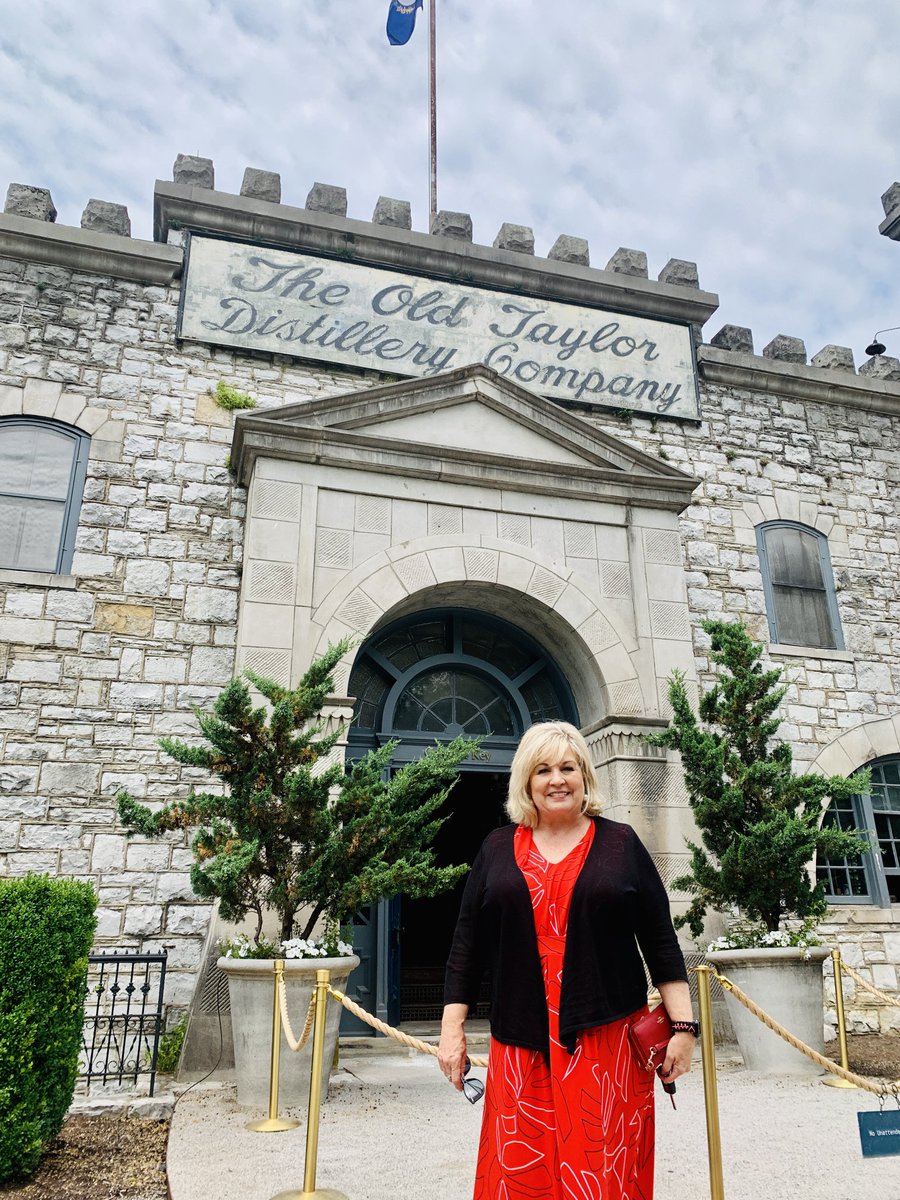 Belinda Kenley tweet media