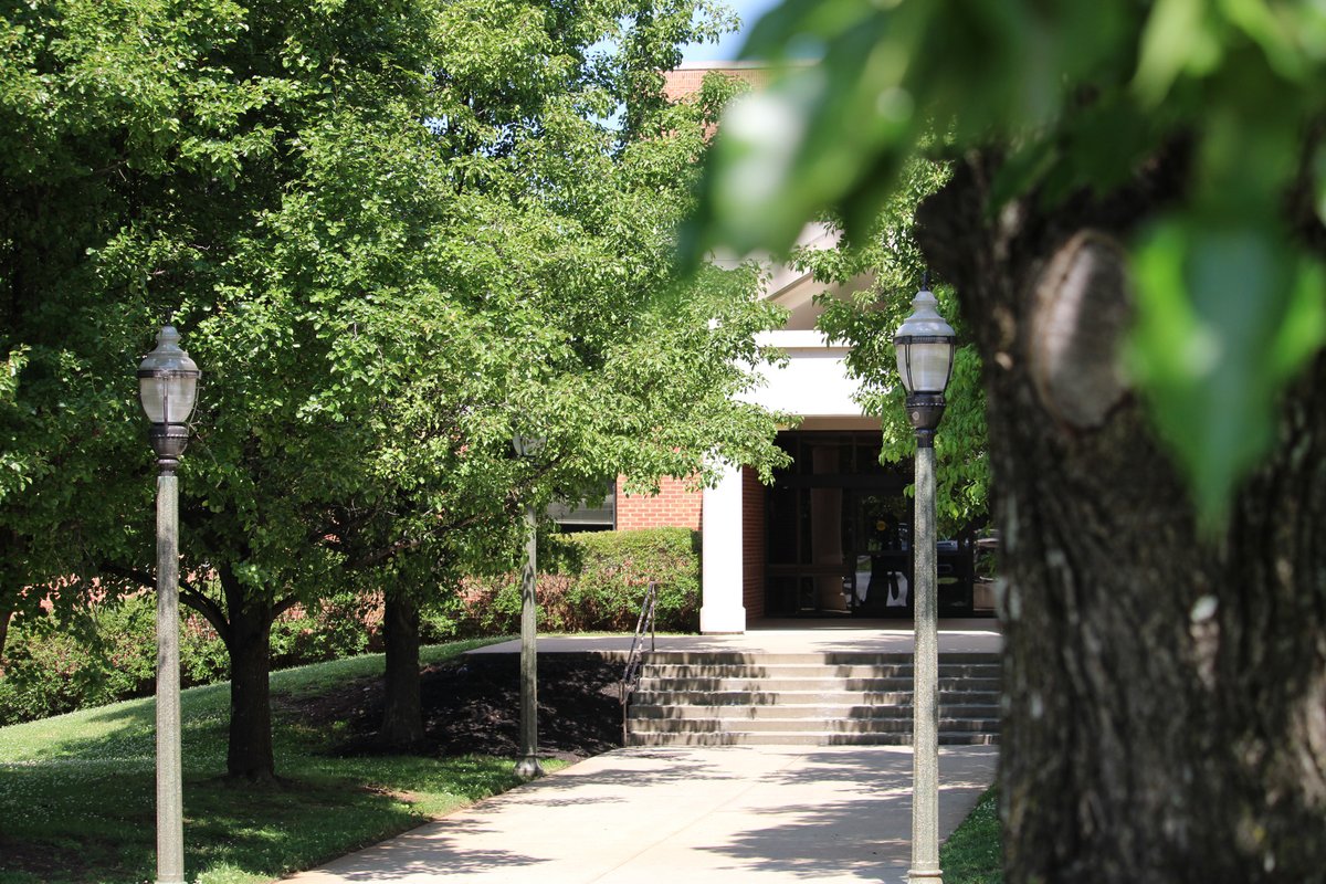 PatrickHenryCC's tweet photo. Patrick & Henry Community College recently won one of Martinsville Bulletin's "Best Of" awards for Best Educational Facility! We love our beautiful campus and hope you'll join us here this fall. Visit https://t.co/lazBgPufcm. #registerforclasses #PHamily #VCCS https://t.co/RX2stZHiqU
