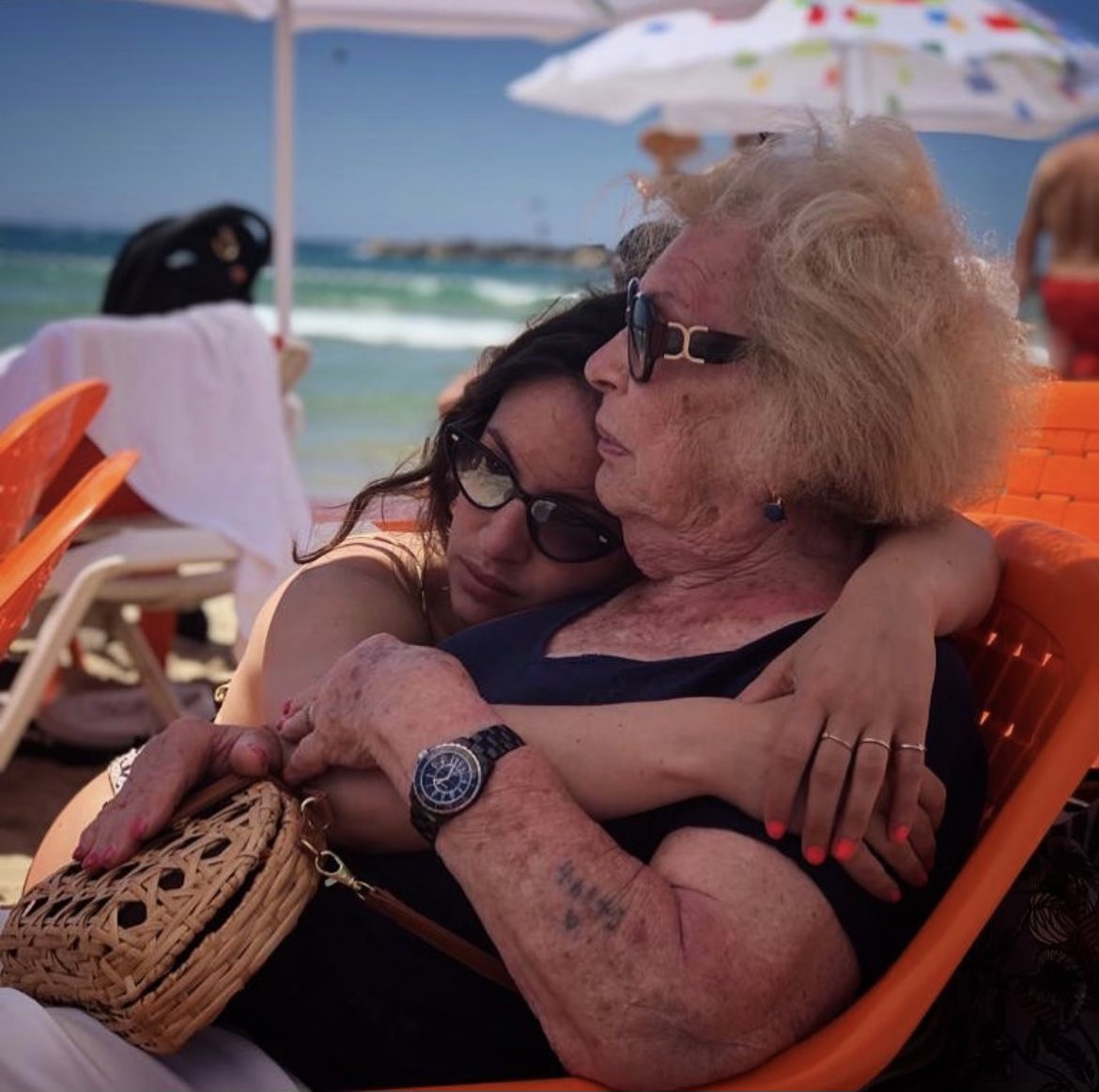 Happy 98th birthday to Holocaust survivor Julia Wallach! Julia was born on June 14, 1925, in Paris, France. On that same day in 1940, Nazi troops entered and occupied the city of Paris. During the war, Julia hid in an apartment with her father until they were arrested in April
