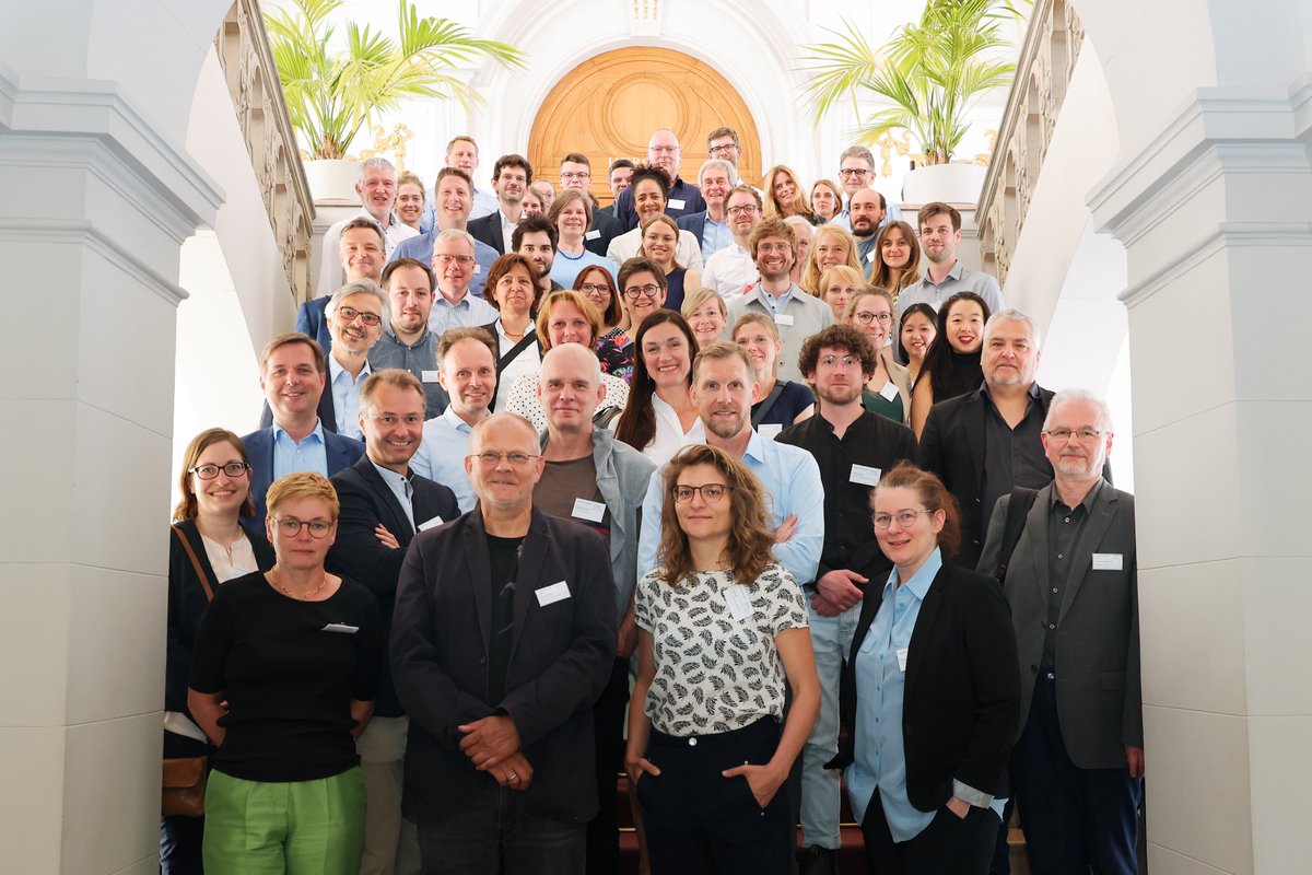 Exciting topics at the @Covim_Network meeting on SARS-CoV-2 immunity in Berlin. Thankful to all the speakers and participants of the Collaborative Immunity Platform of the #NUM!
