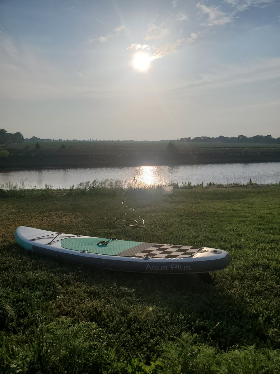 barefootpond's tweet photo. "Hardwork doesn't guarantee success, only no regrets." Claribel A. Ortega

#claribelaortega
#witchlings
#SummerReading https://t.co/k38CNYXGqk