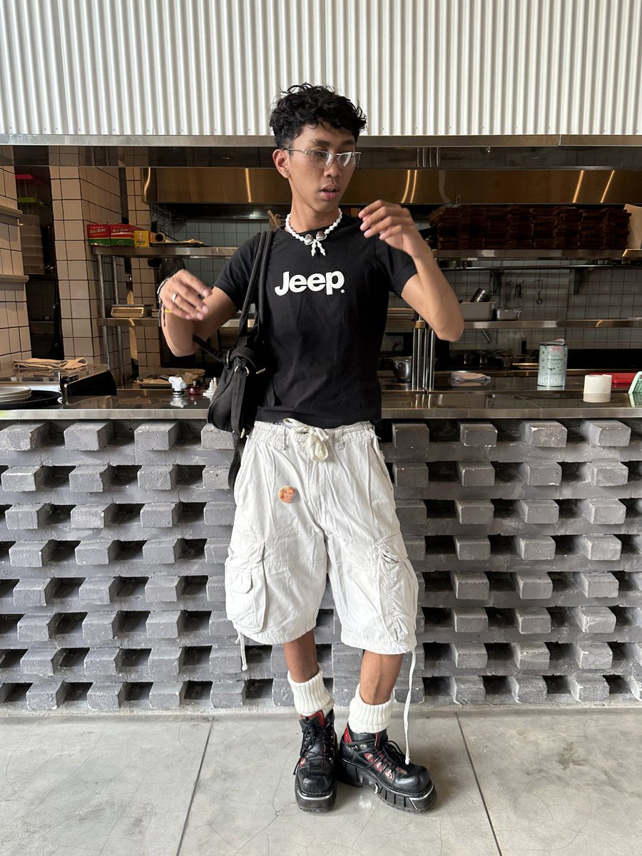 1ntroduncing's tweet photo. chrome hearts https://t.co/9jnRsrqVbb