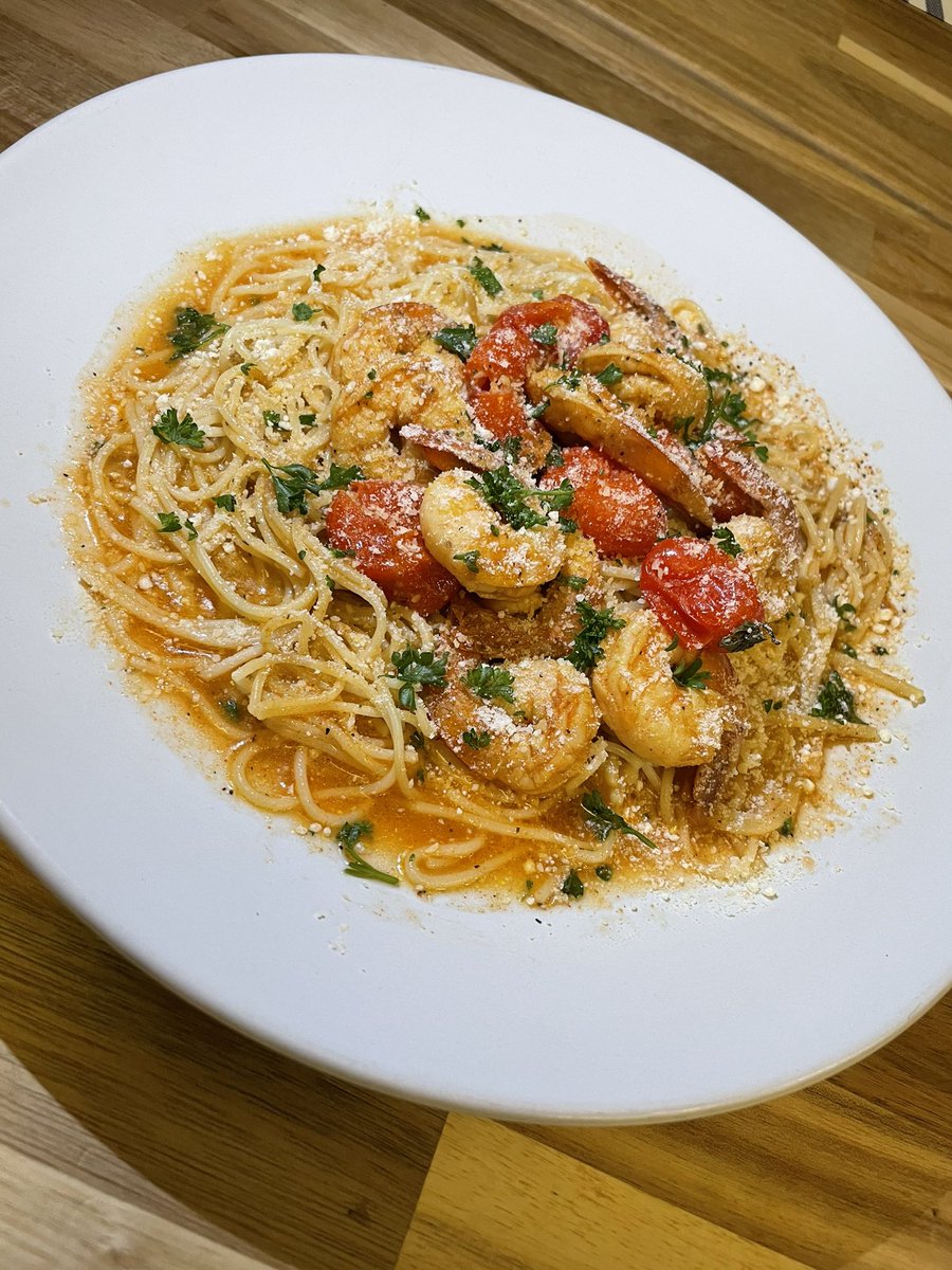 Chefnorm's tweet photo. Love pasta #chefnorm #chefnormscatering https://t.co/xL5vm0nKAx