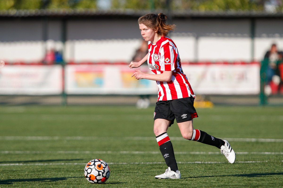 BrentfordFCW's tweet photo. Our first team will play their first pre-season fixture on 2 July against Crawley Wasps at Bedfont Sports Club in a 3pm kick-off!

#BrentfordFCW | #BrentfordFC https://t.co/CFAfdaNuAy