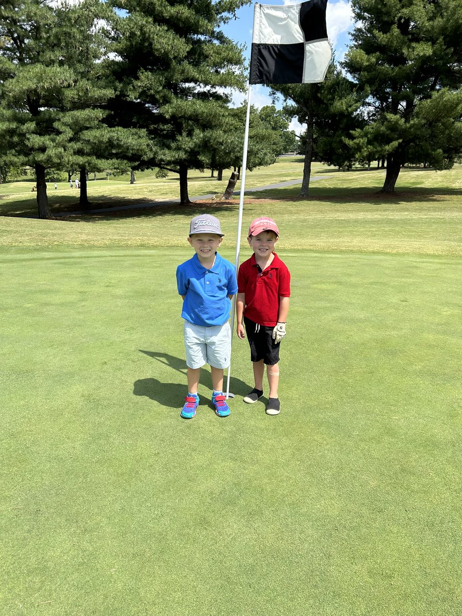 headcoachbrad's tweet photo. Great day on the golf course with Braxton. He Played in his first Sneds tour event today in Dandridge, TN. He Hit some good shots, meet some new friends and hopefully learned a lot. Next tournament coming up July 6. #Age5 ⛳️🏌️♂️ https://t.co/sS76jjBdpK