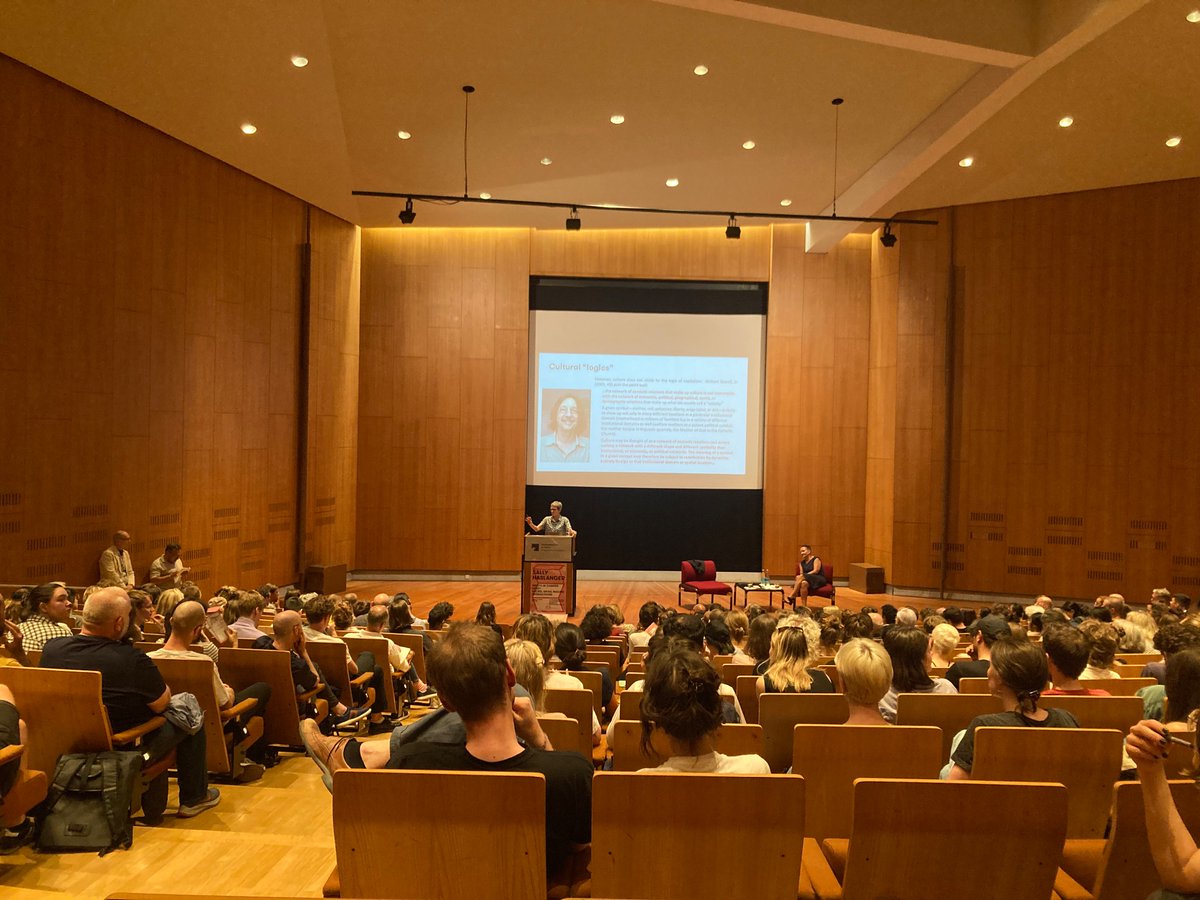 Anastassija Kostan (@anastassijakos1) on Twitter photo I love the analytical way <a href="/shaslang/">Sally Haslanger</a> does social theory so much! Two more days to go: criticaltheoryinberlin.de/en/benjamin_le… <a href="/KTB_Berlin/">Critical Theory in Berlin</a> I love the analytical way <a href="/shaslang/">Sally Haslanger</a> does social theory so much! Two more days to go: criticaltheoryinberlin.de/en/benjamin_le… <a href="/KTB_Berlin/">Critical Theory in Berlin</a>