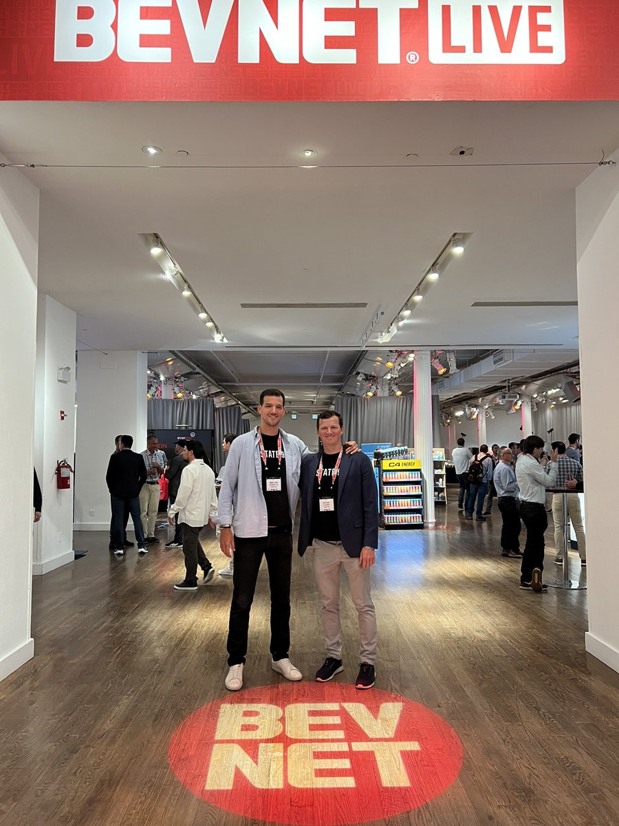 josealarin's tweet image. Learning tons and meeting great people at @estate98coffee first #bevnetlive