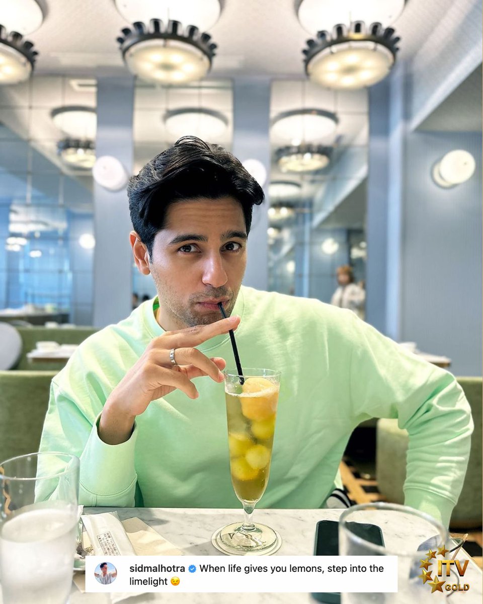 ITVGold's tweet photo. Ready to shine in the limelight! โจ๐
#SidharthMalhotra shares his fun advice, reminding us to make the most of every opportunity. Get ready to embrace the spotlight and make a splash.
#LemonadeLife #SteppingIntoTheLimelight #EmbraceOpportunities #Showtime #MustFollow #CelebLife #Bollywood #BollyLife #Showbiz #Entertainment #viralposts #follow #ITVGold #NewsIndiaTimes #DesiTalk #ParikhWorldWideMedia