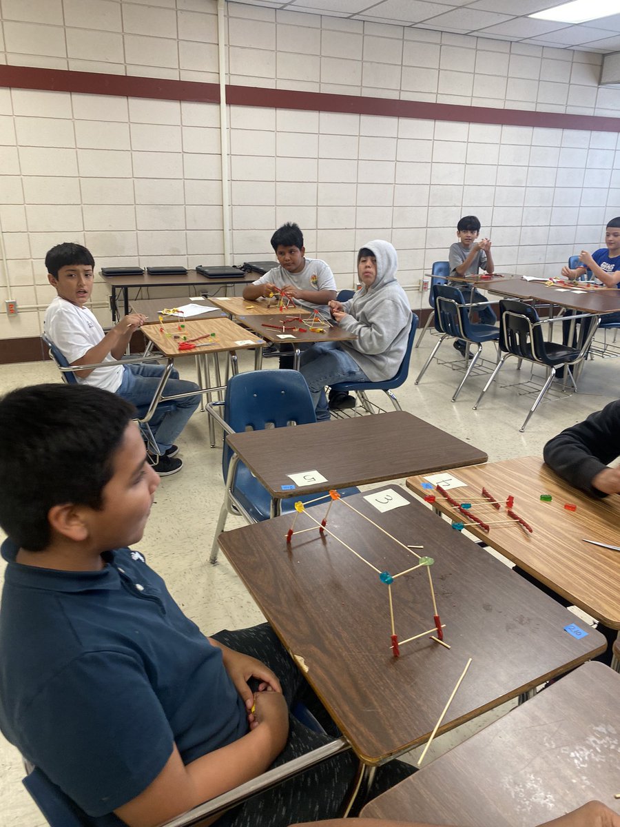 Our students were hard at work constructing their Candy Bridges for Math Enrichment last week! 

#SummerSeries #AldineConnected @AldineISD @StovallMS_AISD @TRod_Math13 @ChiquitaSanders