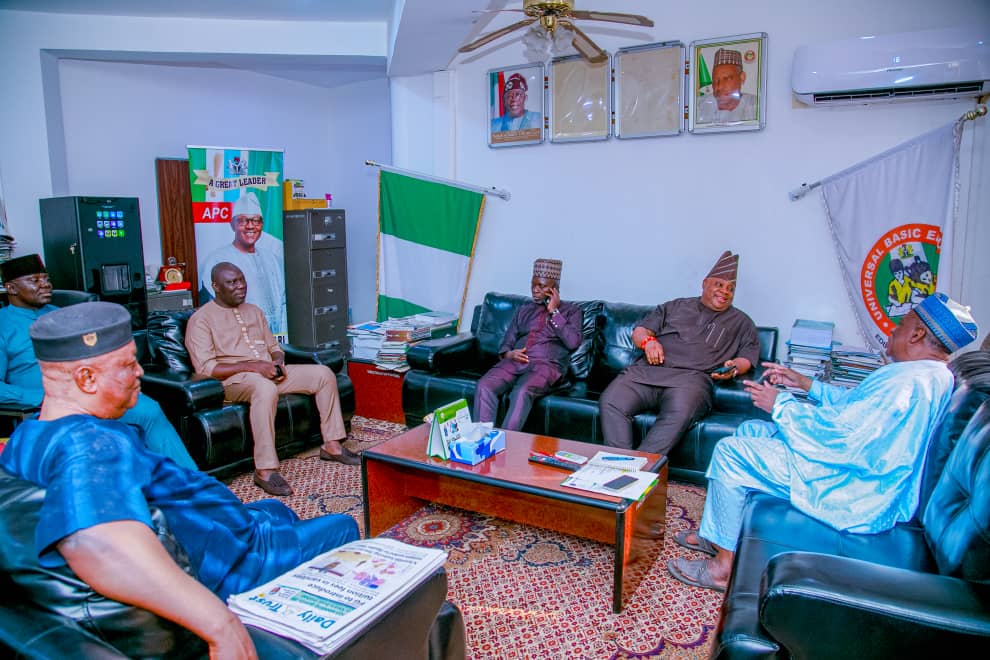 DukeOfOsun's tweet photo. Governor Adeleke Restates Commitment to Improved Performance of Osun at National Examinations, Visits UBEC Executive Secretary

ABUJA-14/06/2023- https://t.co/nIONj1LuYH: 

The Executive Governor of Osun State, Senator Ademola Adeleke has reiterated the commitment of https://t.co/itrc0DYGoz