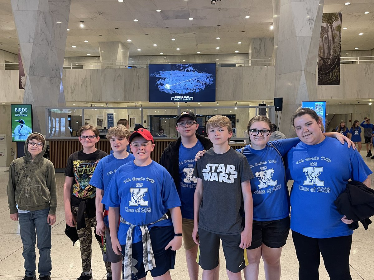 The 7th grade class spent time at the NYS museum!   There were many cool things to see!