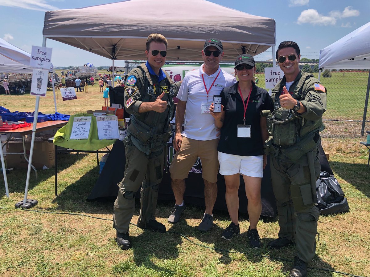 FigBrew's tweet photo. Had a blast at the North Alabama Airfest! Special thanks to "Maverick" &amp; "Iceman" for stopping by our booth. Hey @TomCruise! Our Figgee is perfect with your fave white choco coconut cake. Give it a try and let us know what you think? 😉✈️🍰

#ArizonaIceman #CaliforniaTomCruise https://t.co/pDFXTuqrTA