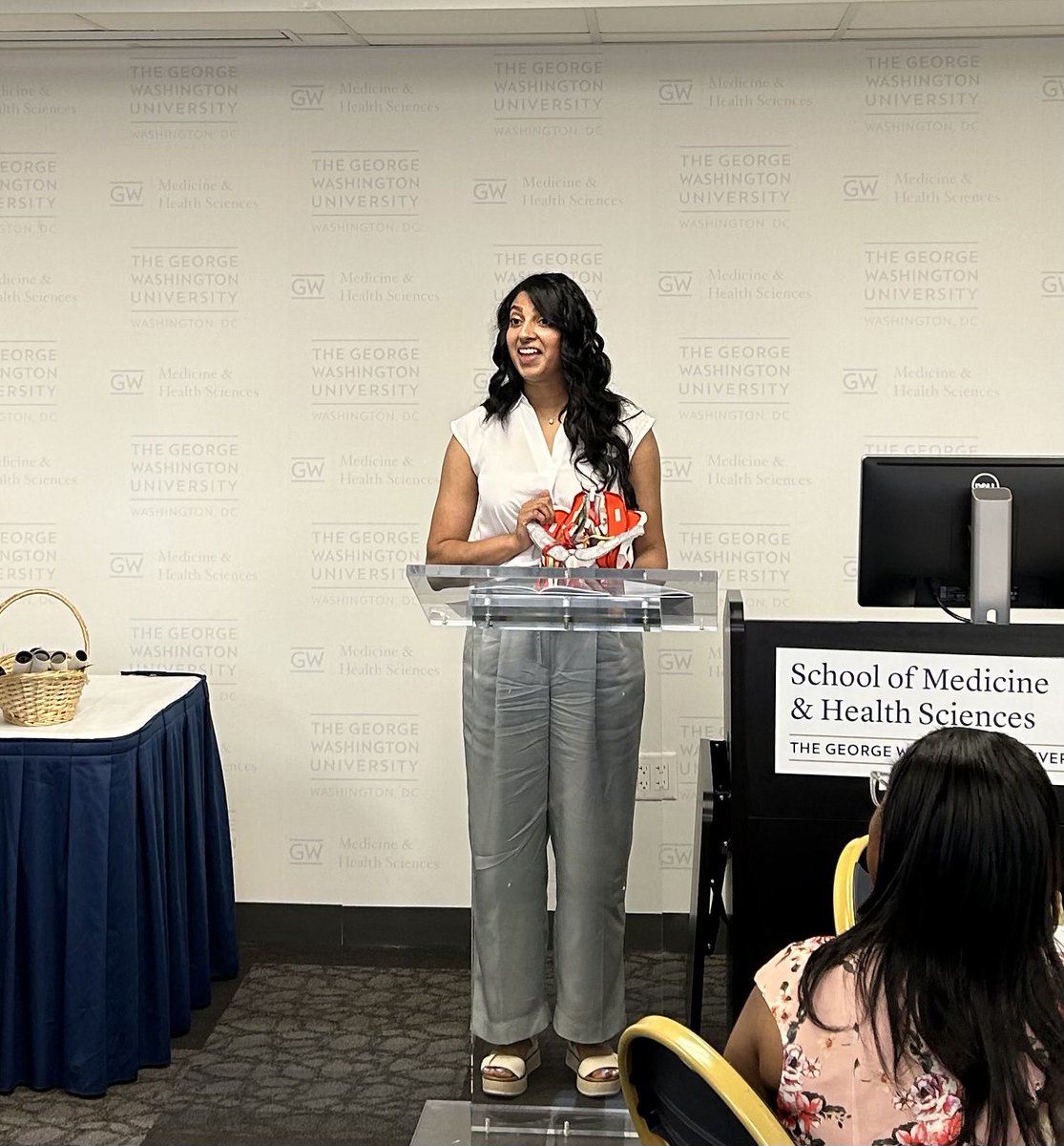 🎉Congratulations Dr Sara Rahman on your  ⁦graduation from the <a href="/GWSMHS/">GW SMHS</a>⁩ Master Teacher Leadership Development Program. All of us ⁦<a href="/GWOBGYN/">GW Obstetrics & Gynecology</a>⁩ are so proud of you (especially me!). Expecting many more great things from you. 🎉