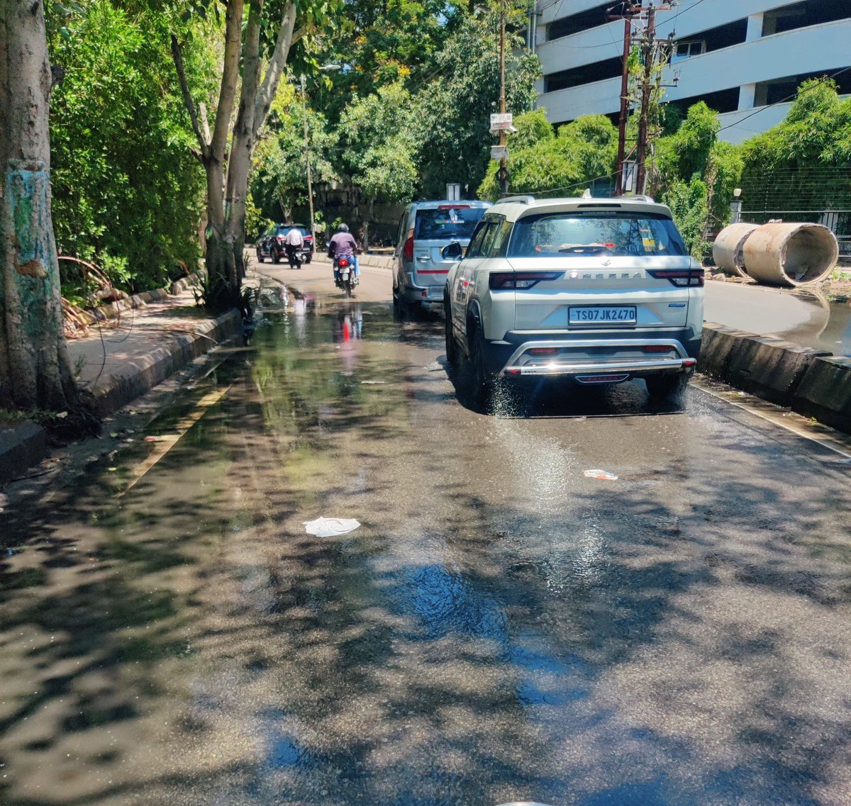 themanuhate tweet media