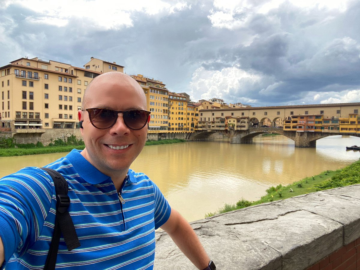 Ciao dalla tempestosa Firenze! 🇮🇹

I picked quite the day for a trip to Florence. Sunshine, storm clouds, thunder, lightning + lots of rain. 😱

I followed in the footsteps of @davidbishop’s #CesareAldo while listening to Book 3 #RitualOfFire, following @thebooktrailer’s maps.