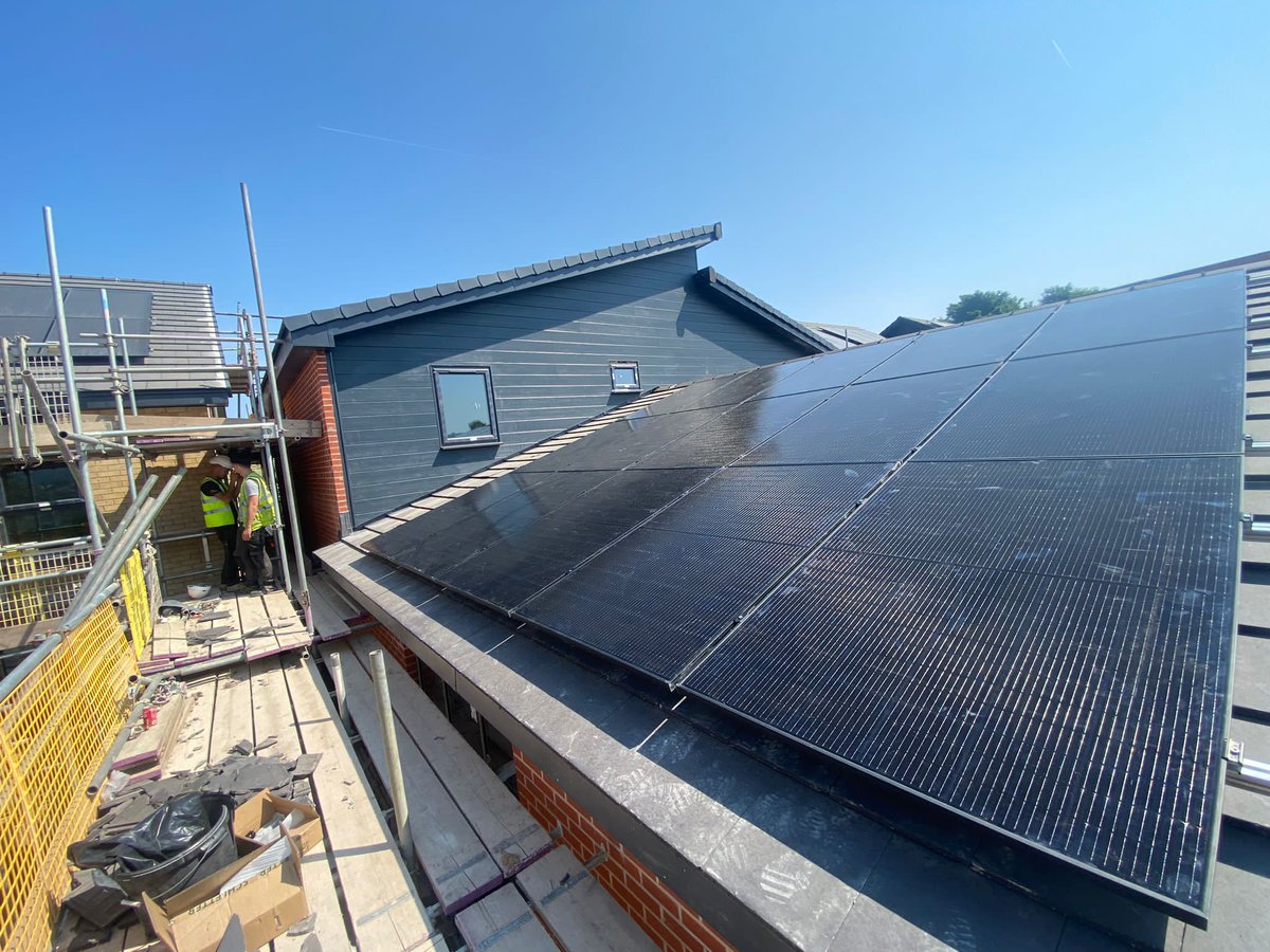 sheffieldrenew's tweet image. Community Energy back in Action in Sheffield! Installed this week, 12kWp of Solar PV for the Common House at Five Rivers Cohousing. Some great organisations bringing this awesome project to life! @fiveriverscoho @EcologyBS @homecoenergyuk @OakworthTimberE + our very own Dave!