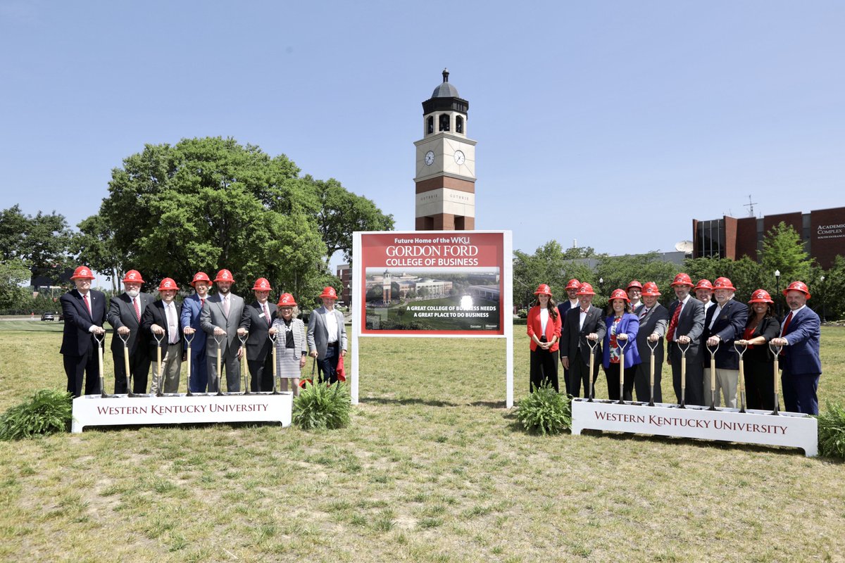 This morning, Western Kentucky University broke ground for a new state-of-the-art building to house the @WKUGordonFord College of Business. 

Read more at WKU News: bit.ly/43Dyk8P or 🧵⤵️

#WKU #YouBelongAtGFCB #Business #Education