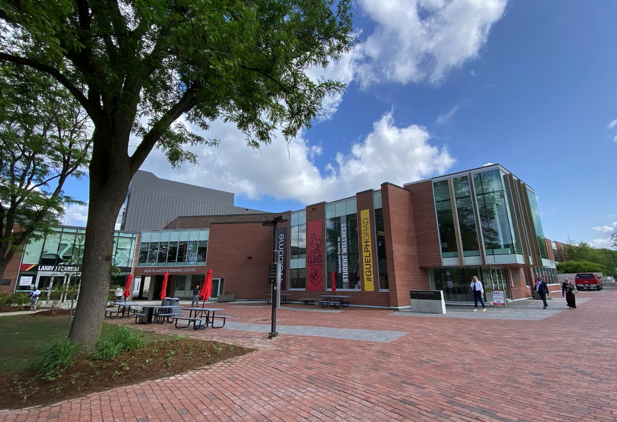 Congrats to all of the #GuelphGrads celebrating the end of your chapter here at the <a href="/uofg/">University of Guelph</a>! We wish you all of the best on your next journey! ❤️💛🖤