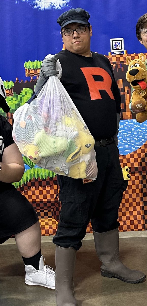 JoltEelan's tweet image. Now that Team Rocket as taken over the @Pokemon Twitter, I can show the boss my contribution! #TeamRocketTakeover