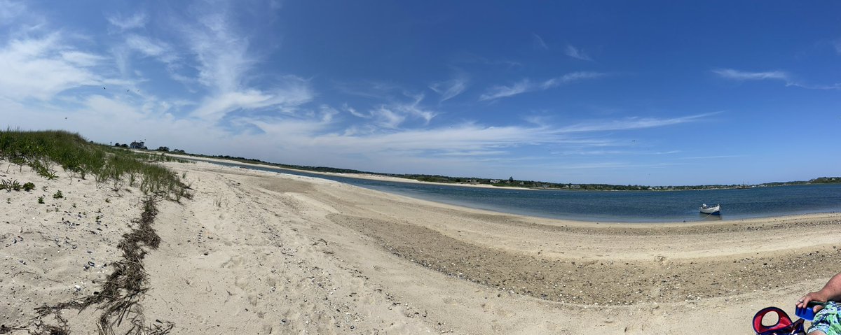 Close to a 10 beach day!❤️🍀Summer here we come!!
#Stageharbor #Lighthouse
#Chatham