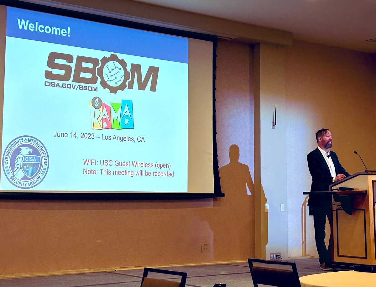 Helen Oakley tweet media