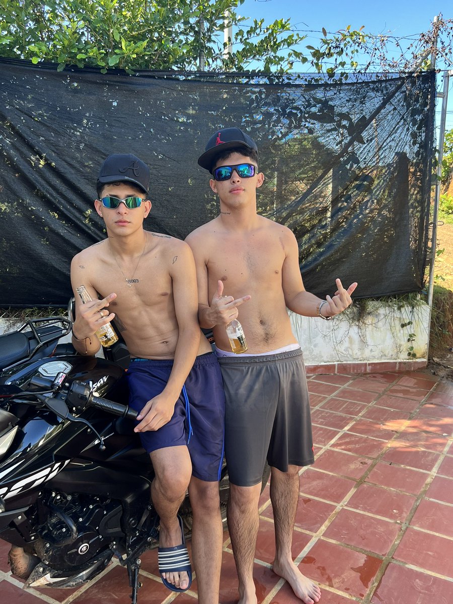 Kevc_a1's tweet photo. @Fransito_19  ☀️��️😜 https://t.co/NwRk7rHUxH