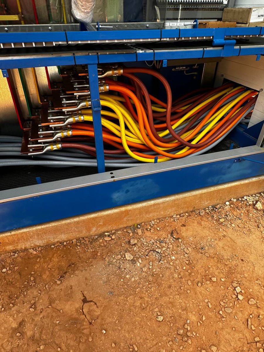 ez_blockchain's tweet image. #progressreport 

Recieved an update from our project &quot;Ranger 1&quot; located in Georgia, where 4 new Datacenters were uploaded and LV connections were completed 🔥 

Amazing work!