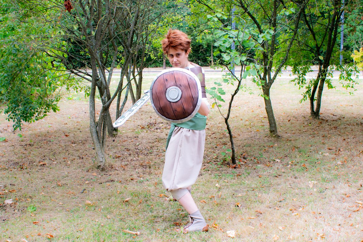 Orym of the Air Ashari.

I  love this boy and I LOVE my props for this costume.

Photo by <a href="/biscuitcosplay/">Biscuit Cosplay</a>

#criticalrole #CriticalRoleCosplay #orym #orymcosplay #cosplay