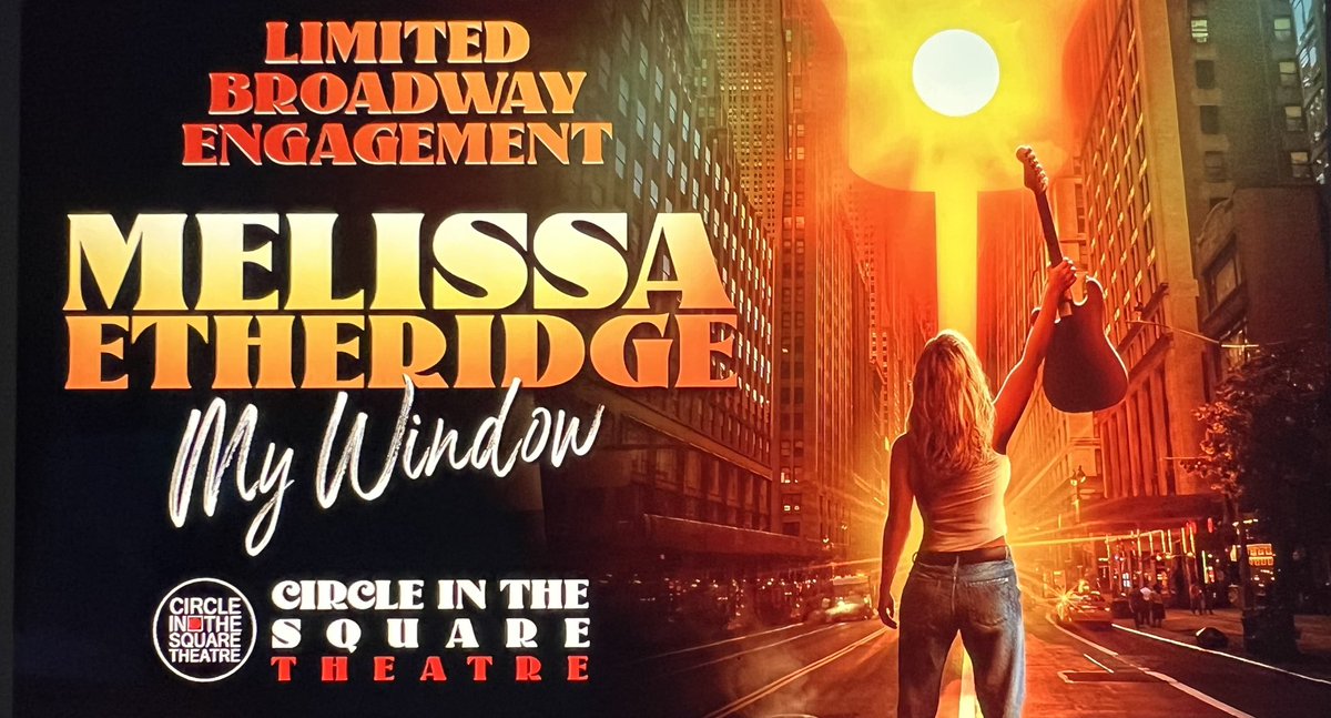 There is something missing in the #ManhattanHenge photos below from last night?!?  
@EtheridgeNation you all know what’s missing!! 
Melissa @metheridge & her 🎸 guitar!! 
Soon…9/14 - 11/19 #MyWindow 🪟 
Hurry & get your tixs for the #BestSeats @Telecharge 
#CircleInTheSquare