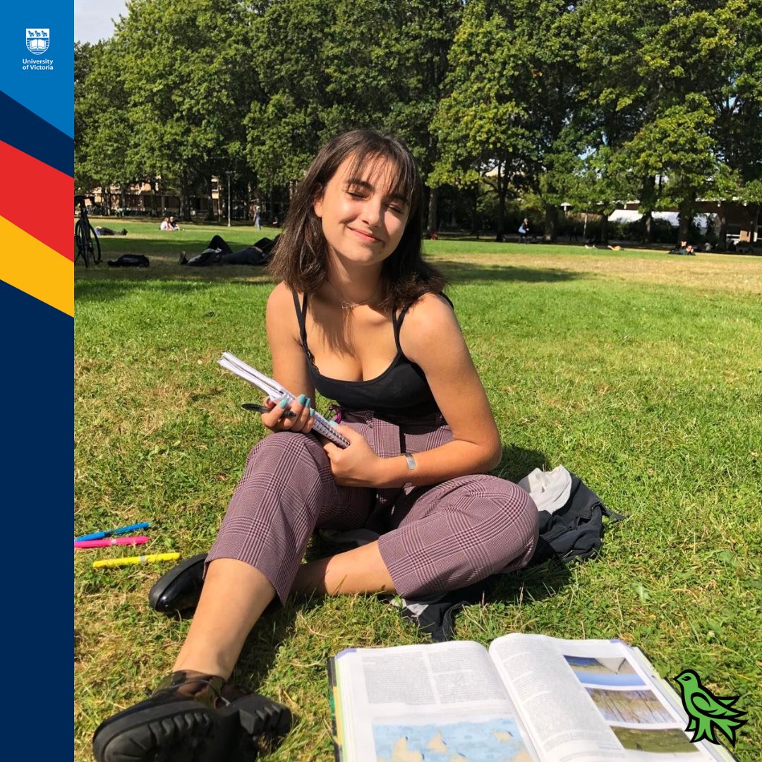 UVicSocialSci's tweet photo. Meet #uvicgrad Katherine, Honours https://t.co/ennDphEHnn Anthropology Major and Environmental studies minor. Completing my research on food insecurity among mothers in Victoria was a great success of my degree. #UVic #UVicSOSC #UVicANTH #UVicES https://t.co/rQOarEtEXH
