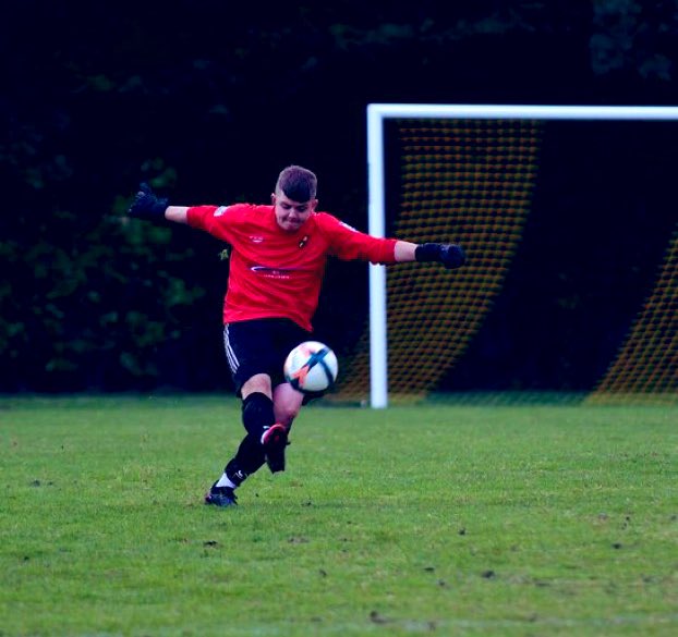 Name: Oliver Marsh
Age: 21
Position: GK 
Location: SE London | Essex                               Previous Club: Orpington FC

Level looking for Step 6-7