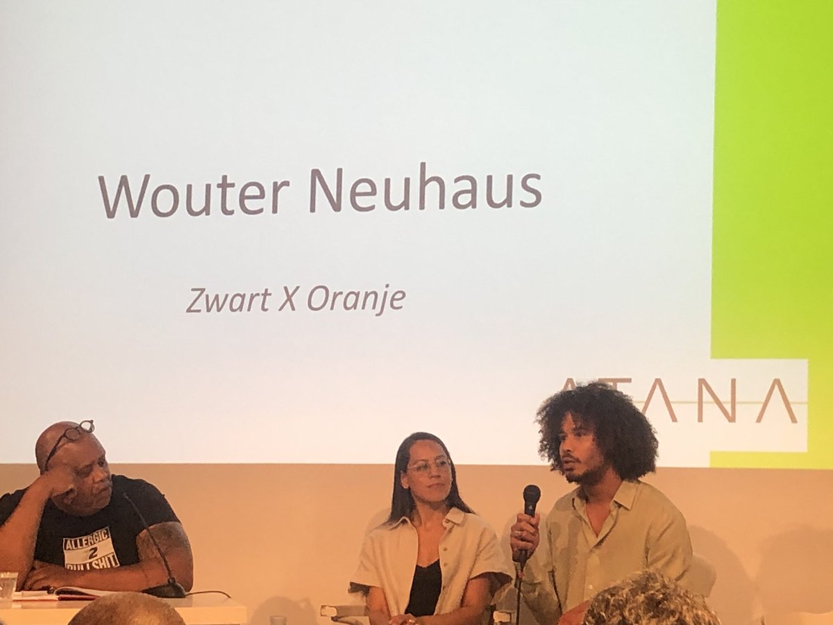 JerryStraubTjon's tweet photo. @binoq_atana bijeenkomst over ervaringen bij voorbereidingen Slavernij Museum i.o. in gesprek met John Leerdam, Iris van Santen, Peggy Brandon en John Leerdam. https://t.co/CIRNMJFm92