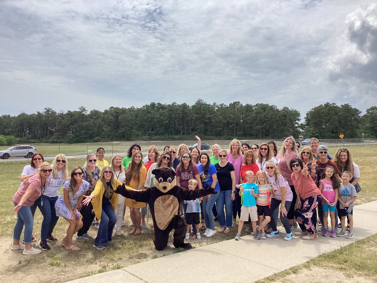 Happy Summer!! Love, the Teachers  at the PLC🎉💙💛🎉<a href="/stplc_principal/">dawn reo</a>