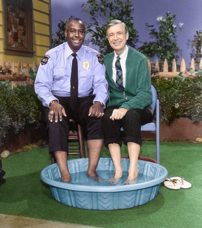 In 1969, when Black Americans were prevented from swimming alongside whites, Mr. Rogers decided to invite officer Clemmons to join him and cool his feet in a pool, breaking a well known color barrier. 
Breaking Color Barriers. 

A THREAD!
