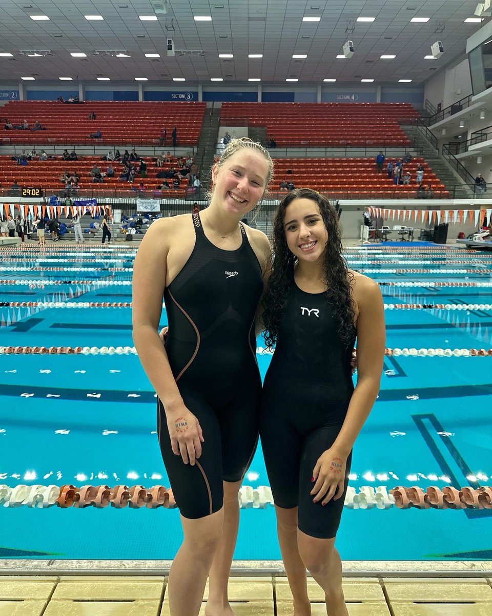 🤩Rouse Swim Team Captains 2023-2024!!🏊‍♀️🏊🏼‍♂️
🥳Our Congratulations to:

🌟Max Jones 
🌟Colby Nash
🌟Ella McQuinn
🌟Hana Elzayat 

🎉Captains play a vital role in leading the team and caring about each swimmer! Congrats! We all are looking forward to an amazing swim season!! 🏊🏼‍♂️🏊‍♀️🌟