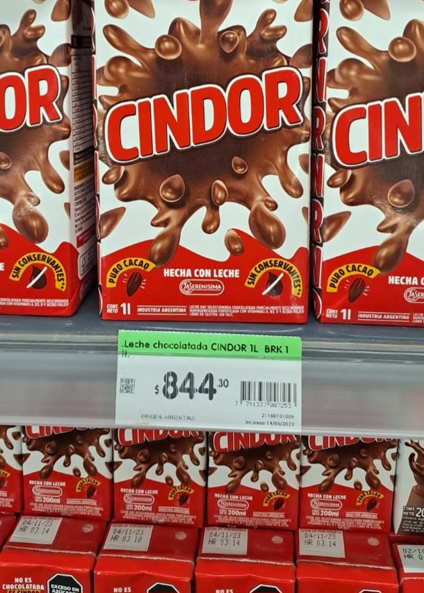 El domingo, el litro de Cindor costaba $698 en Disco. Hoy vale $844, en el mismo lugar. Aumento de 21%. El dato de inflación que va a dar Massa en un rato me parece que no va a reflejar mi "índice Cindor" . Se va a quedar corto