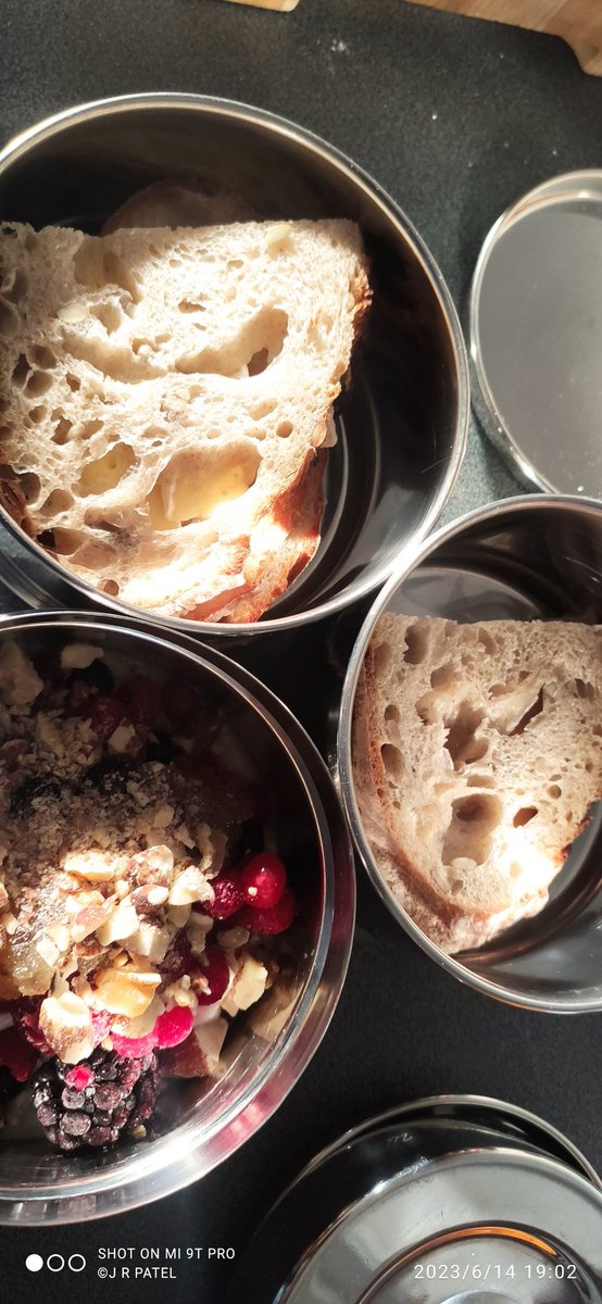 TheRealJRBPatel's tweet image. Using my #tiffin #dabba for sandwiches.