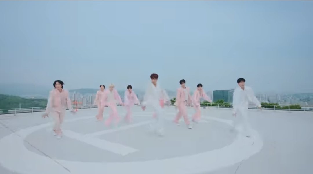 djbirabira's tweet photo. Braveエンタのめっちゃオシャレな曲来たぁぁぁぁ😍
DKB(다크비) - I Need Love MV
https://t.co/UDgBsI3TBX
#DKB #DKB_INeedLove #DKB_NEED_LOVE #다크비 #BraveENT https://t.co/vHOn5Z9UR6