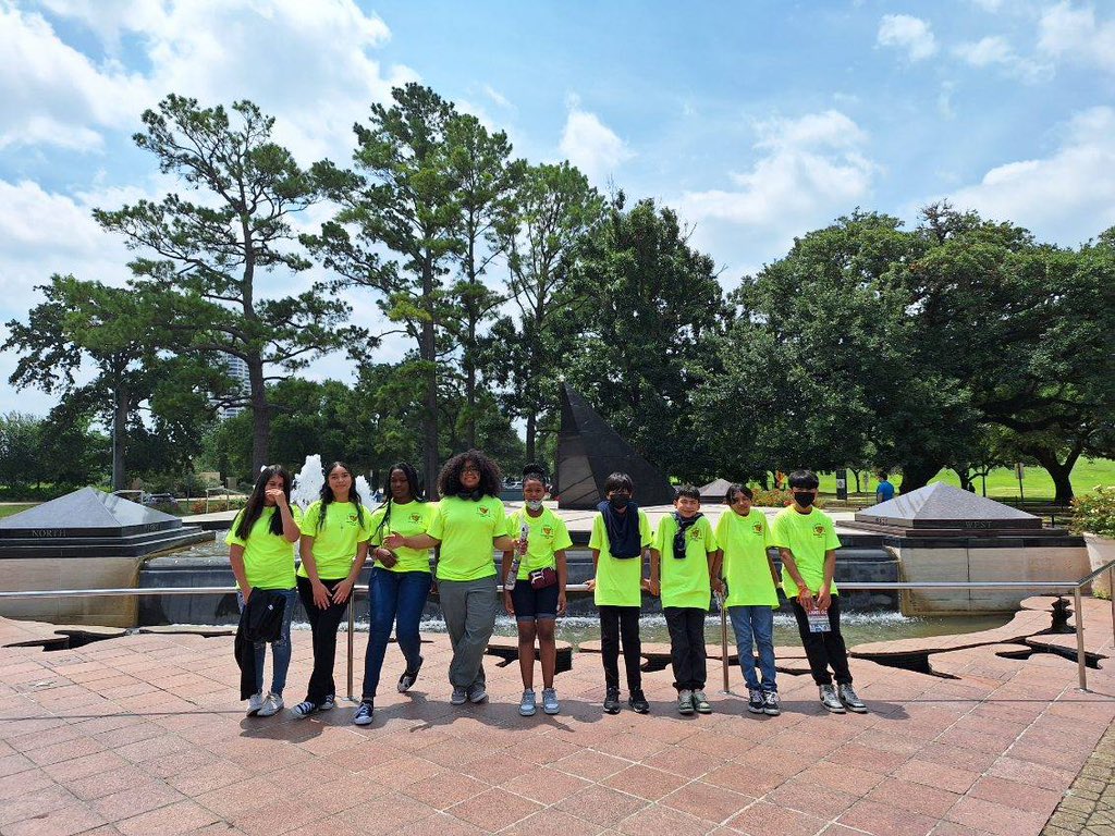 Andrea Stewart tweet media