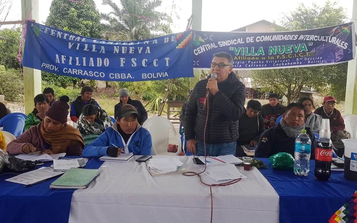 arlemlovera82's tweet photo. La Unidad de #UDESTRO, participó en el “Ampliado Ordinario de la Central Villa Nueva, Federación Sindical de Comunidades Carrasco Tropical F.S.C.C.T.”, con el objetivo de informar los avances en las tareas de racionalización de cultivos de coca excedentarios.

#ArlemLovera
#VCDI https://t.co/qii3IhTZlS