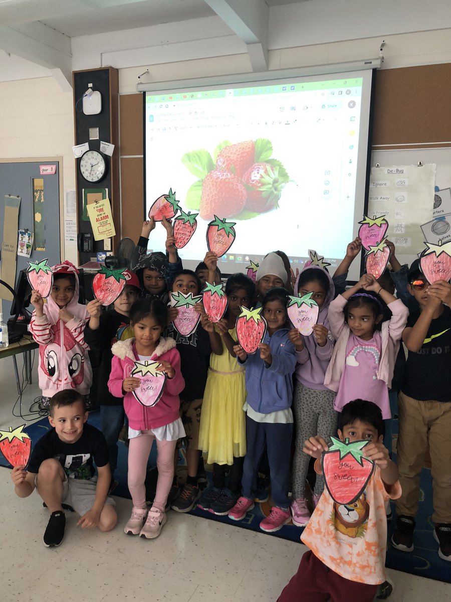 Mrs. George (@ridgeview1b) on Twitter photo Getting ready for our end of the year school gathering <a href="/RidgeviewPS/">Ridgeview P.S.</a> Strawberry Social. Exchanging YOU ARE SWEET notes to our classmates.<a href="/PeelSchools/">Peel District School Board</a> Getting ready for our end of the year school gathering <a href="/RidgeviewPS/">Ridgeview P.S.</a> Strawberry Social. Exchanging YOU ARE SWEET notes to our classmates.<a href="/PeelSchools/">Peel District School Board</a>