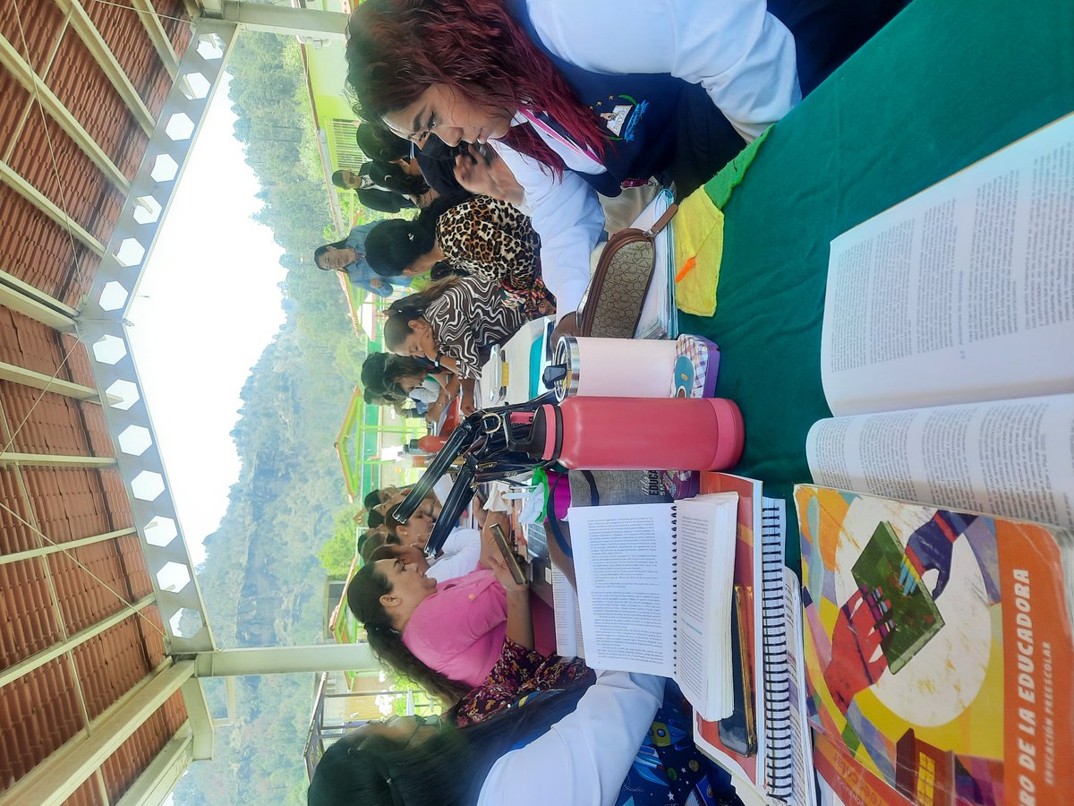 Rosise23's tweet photo. Zona Escolar J105 de Amanalco, participando en la Jornada Escolar de Reforzamiento de la ECIG. #IgualdadDeGeneroEdomex @alfredodelmazo 
@geramonro05 
@TinocoGRogelio https://t.co/FTj1HjYrTu