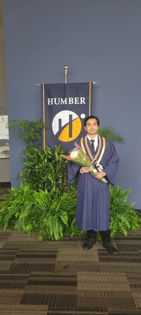 Congratulations waaaffaaaaa!!!!! #Humbergrad #Welldeserved #Proudsisters