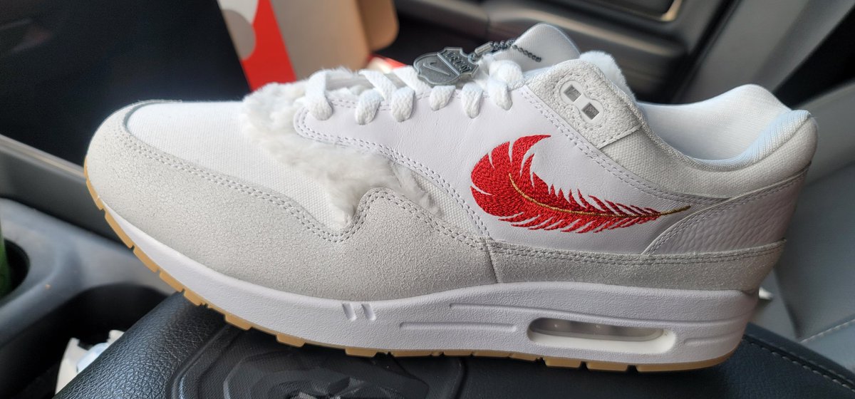 h3llbwnd's tweet photo. @KicksFinder https://t.co/tu6C17na9W