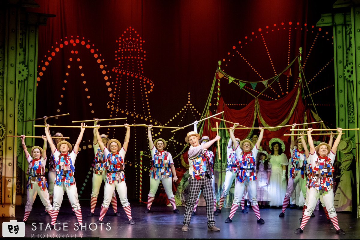 Chitty Chitty Bang Bang @HgateOperatics at <a href="/HGtheatre/">Harrogate Theatre</a> 
Director: Mike Kirkby
Musical Director: Jim Lunt
Lighting and Video Design: @rohangreenlightingdesign 
Sound Design: <a href="/chris_eddison/">Chris Eddison</a> 
Set: <a href="/scenicprojects/">Scenic Projects</a> 
Lighting Hire: <a href="/SoundLightco/">Sound & Light Concepts Ltd</a> 
Photos: <a href="/thestageshots/">The Stage Shots</a> 

#lightingdesign